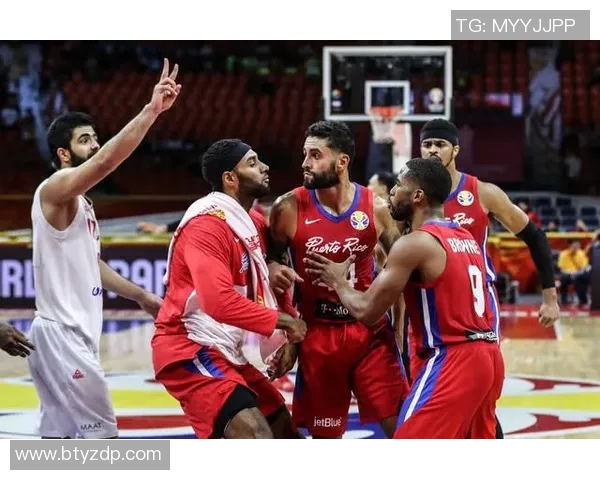 伊朗与波多黎各的较量揭示足球战术与文化的碰撞与融合